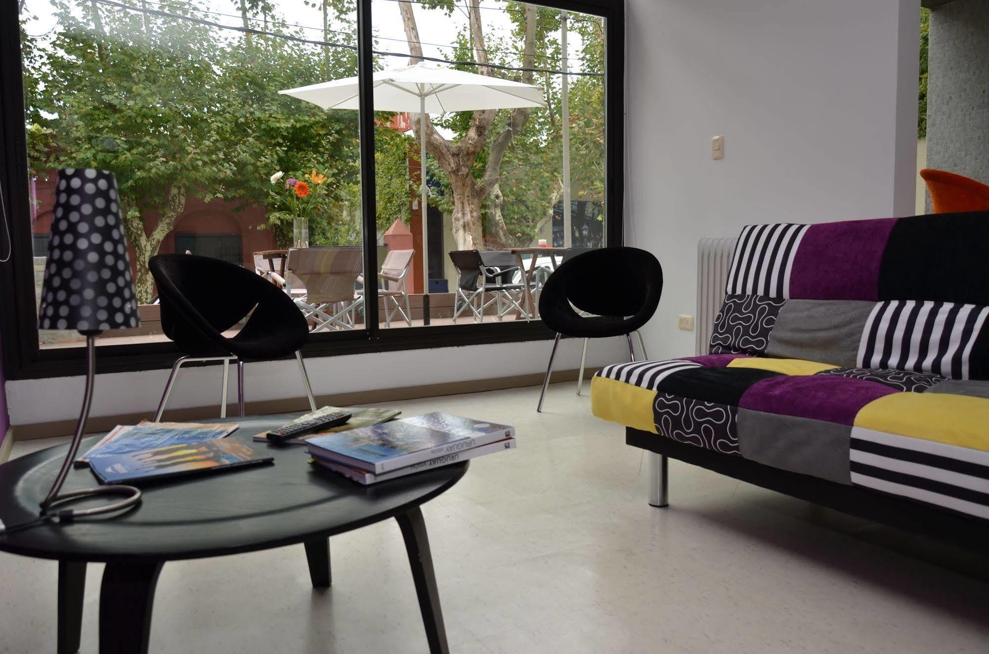 Hostel & Suites Del Rio Colonia del Sacramento Extérieur photo